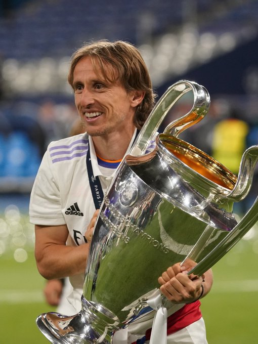 3-0！B费独造3球，加纳乔一战比肩C罗，4杀蓝狐，曼联创纪录